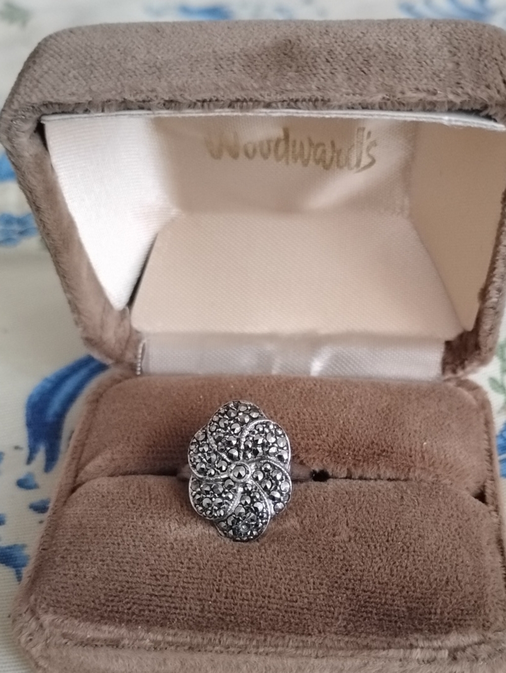 Vintage Authentic Silver Flower Ring Marcasite.